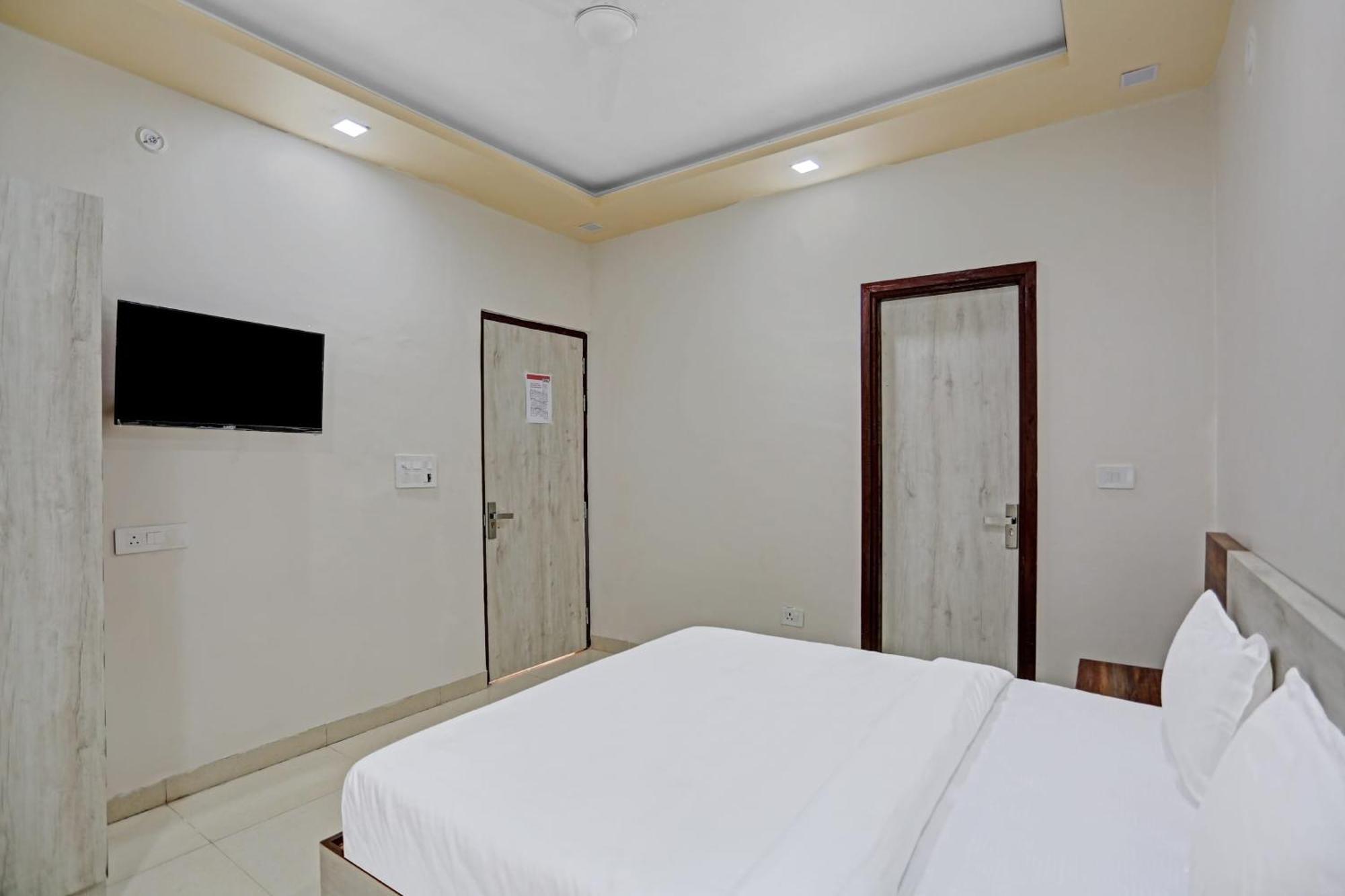 Hotel O Expo View Near Pvr Ansal Plaza Greater Noida Bagian luar foto